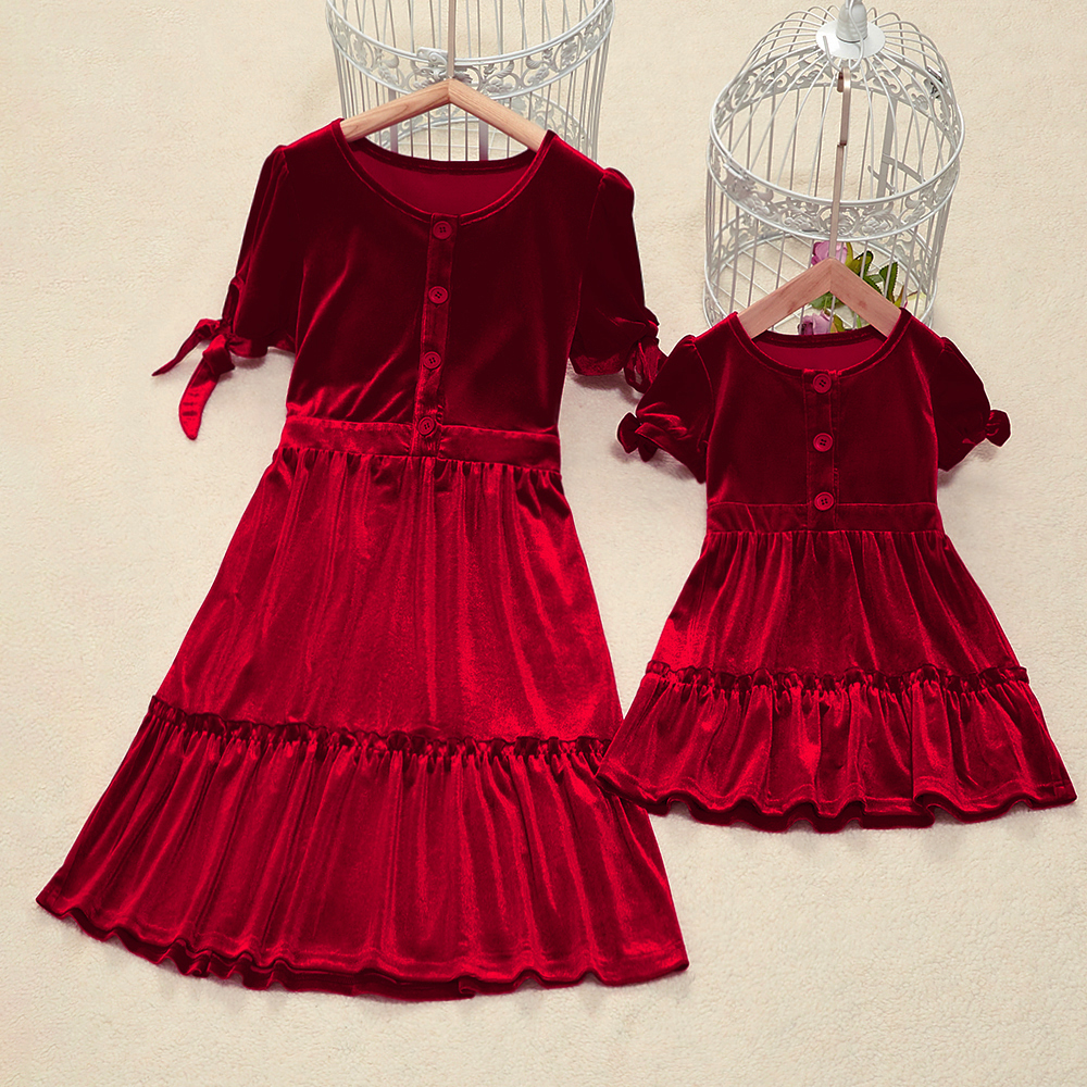 Fashion Round Neck Short Sleeve Red Velvet Mom Girl Matching Dress
