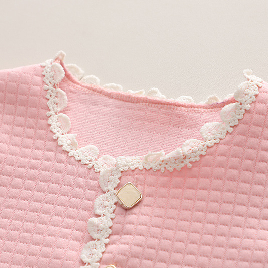 【12M-5Y】3-piece Girls Fashionable White T-shirt And Flower Embroidered Cardigan And Jeans Set - 34427