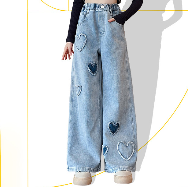 【4Y-12Y】Girls Fashion Heart Shape Embroidered Blue Jeans