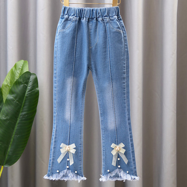 【2Y-13Y】Girl Fashion Flowers And Beads Blue Jeans 【2Y-13Y】Girl Fashion Flowers And Beads Blue Jeans
